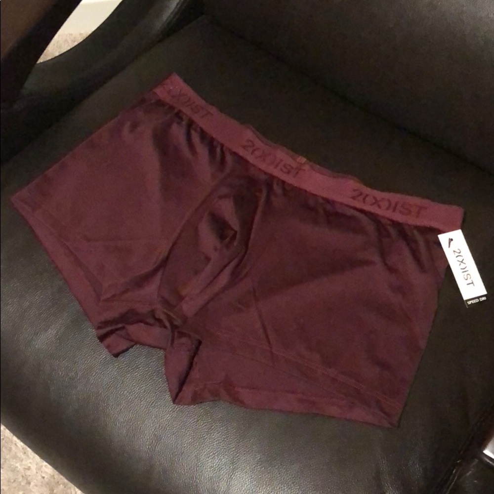 2(x)ist Speed Dry Trunks NWT